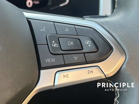 Used 2023 Volkswagen Atlas Cross Sport SE w/ Panoramic Sunroof Package FWD image 22