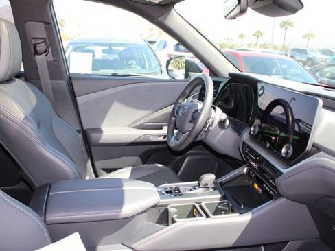 Certified 2026 Lexus TX 350 AWD w/ Technology Package image 5