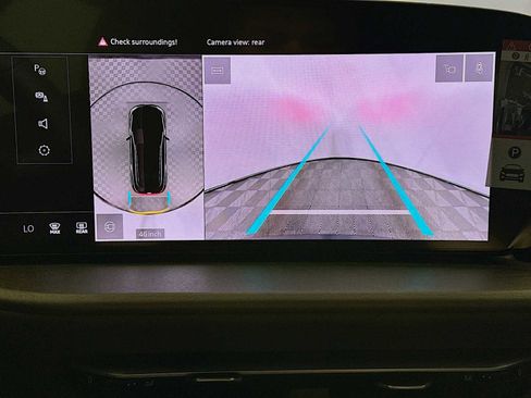 New 2025 Audi Q5 Prestige image 16