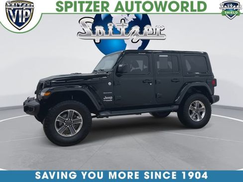 Used 2020 Jeep Wrangler Unlimited Sahara image 3