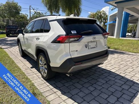 Used 2021 Toyota RAV4 Limited FWD image 33