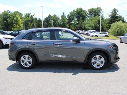 Certified 2024 Honda HR-V LX image 10