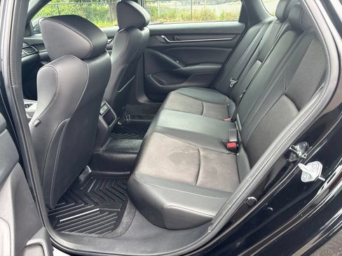 Used 2022 Honda Accord Sport image 14