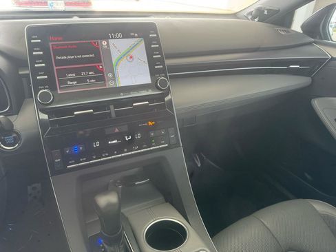 Used 2019 Toyota Avalon Touring w/ Advanced Safety Package image 36