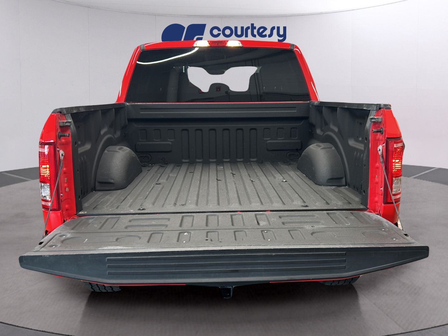 Used 2017 Ford F150 XL w/ Equipment Group 101A Mid AWD/4WD image 9