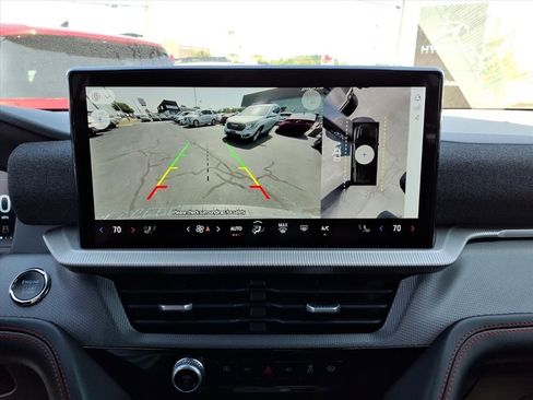 Used 2025 Ford Explorer ST-Line w/ Premium Package image 12