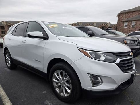 Used 2020 Chevrolet Equinox LT image 10