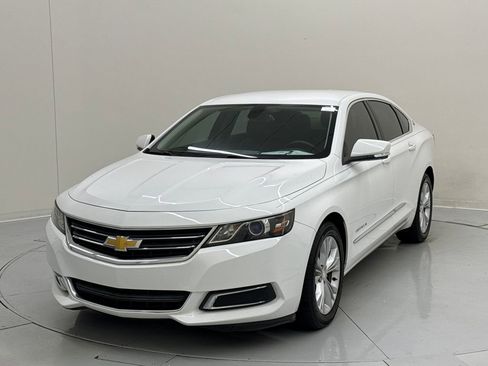 Used 2014 Chevrolet Impala LT w/ Convenience Package image 1