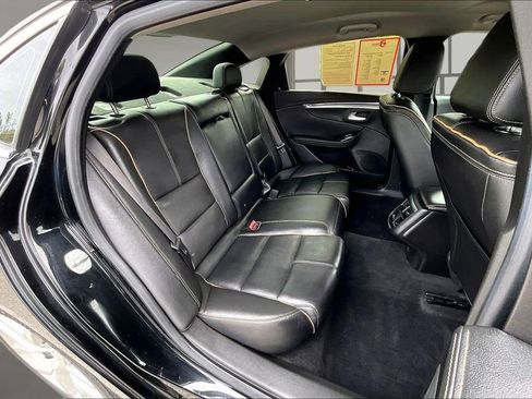 Used 2019 Chevrolet Impala Premier FWD image 28