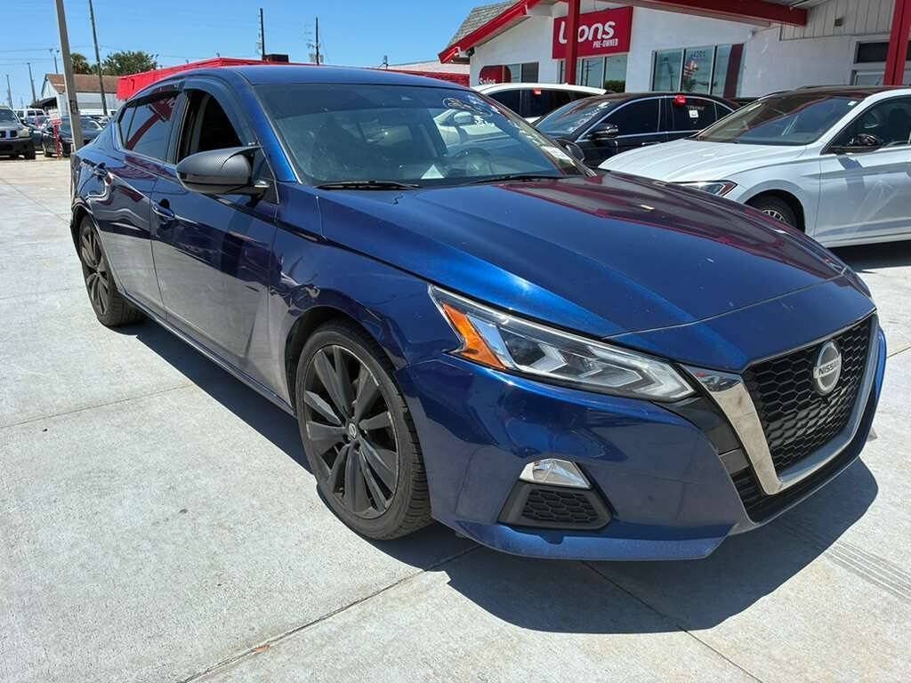Used 2022 Nissan Altima 2.5 SR FWD image 13
