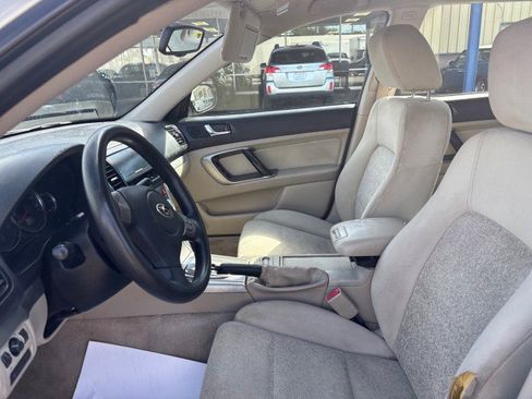 Used 2008 Subaru Outback 2.5i L.L. Bean image 10
