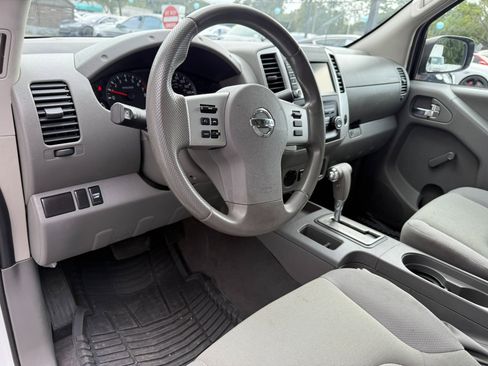 Used 2019 Nissan Frontier S image 25