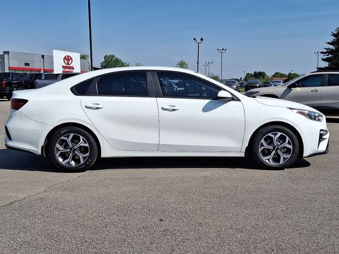 Used 2019 Kia Forte LXS FWD image 25