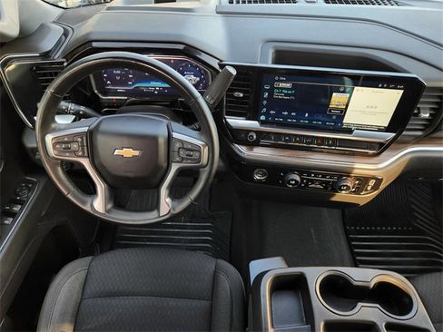 Used 2023 Chevrolet Silverado 1500 LT image 26