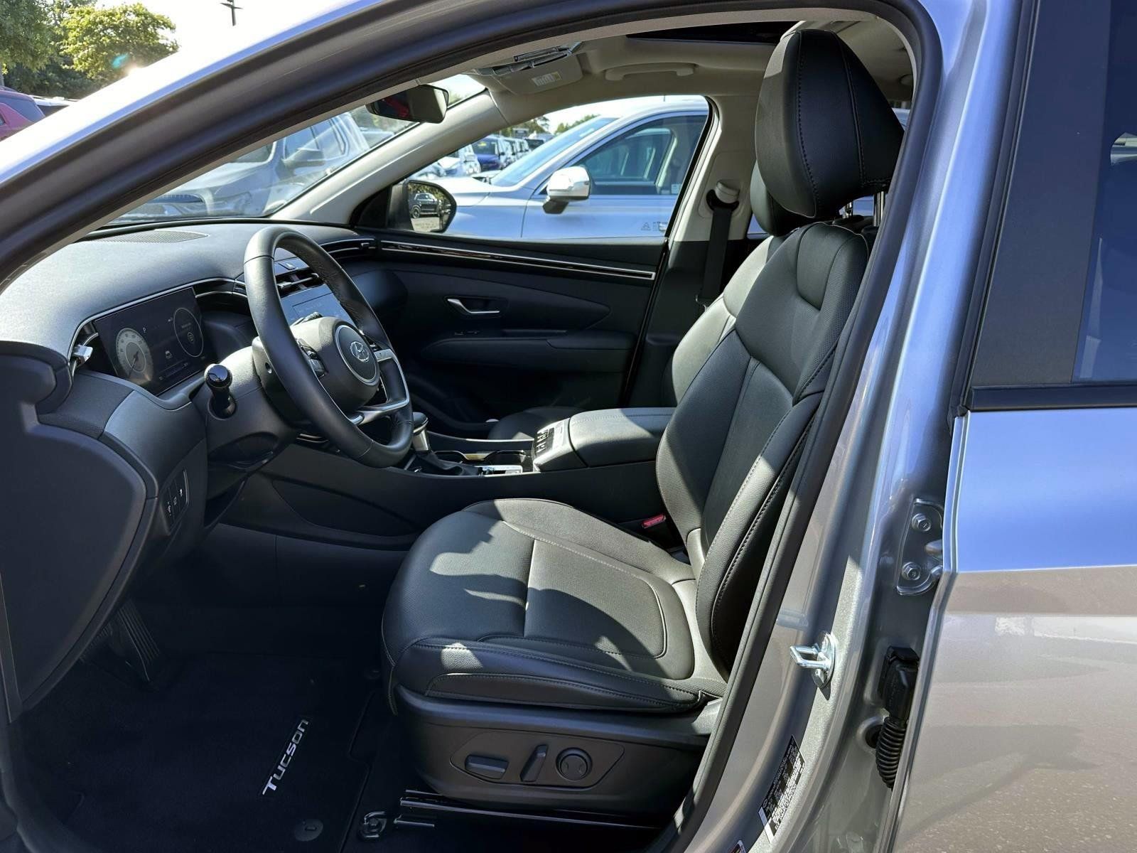Used 2023 Hyundai Tucson SEL w/ Convenience Package AWD/4WD image 11