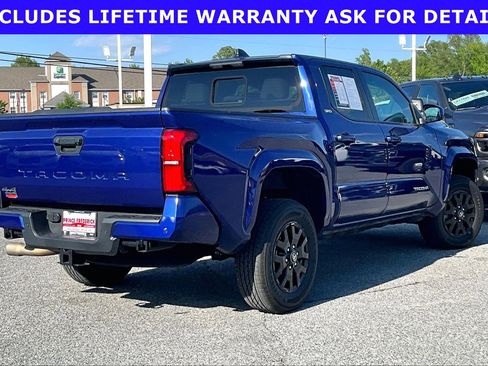 Used 2024 Toyota Tacoma SR5 AWD/4WD image 10