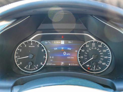 Used 2021 Nissan Murano SL FWD image 17