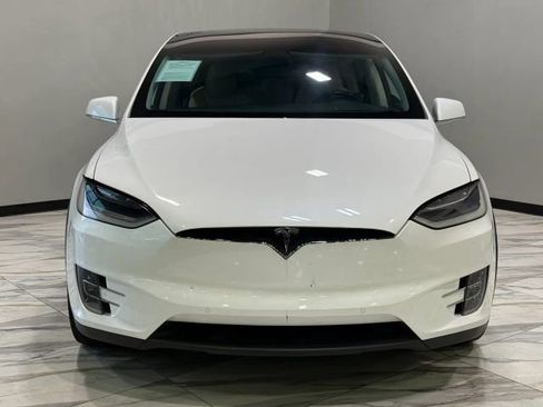 Used 2017 Tesla Model X 75D AWD/4WD image 3