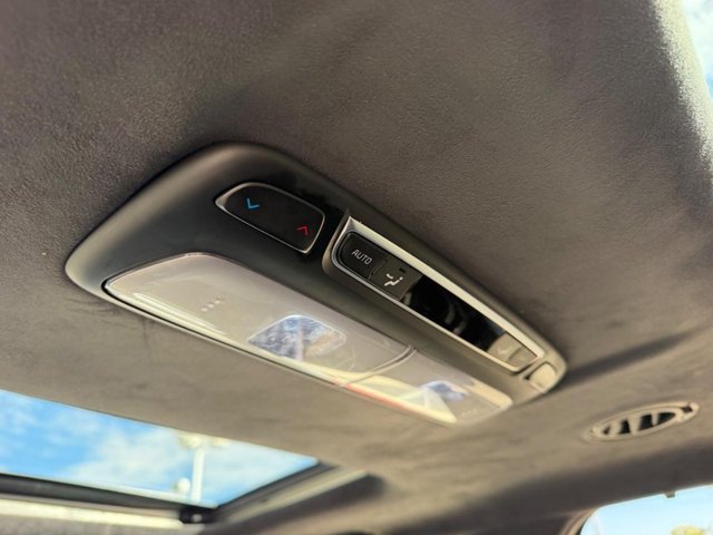 Used 2023 Kia Telluride SX Prestige X-Pro AWD/4WD image 11