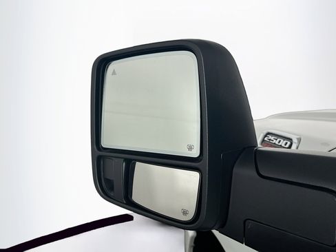 Used 2024 RAM 2500 Laramie image 16