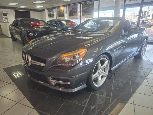 Used 2014 Mercedes-Benz SLK 250 image 1
