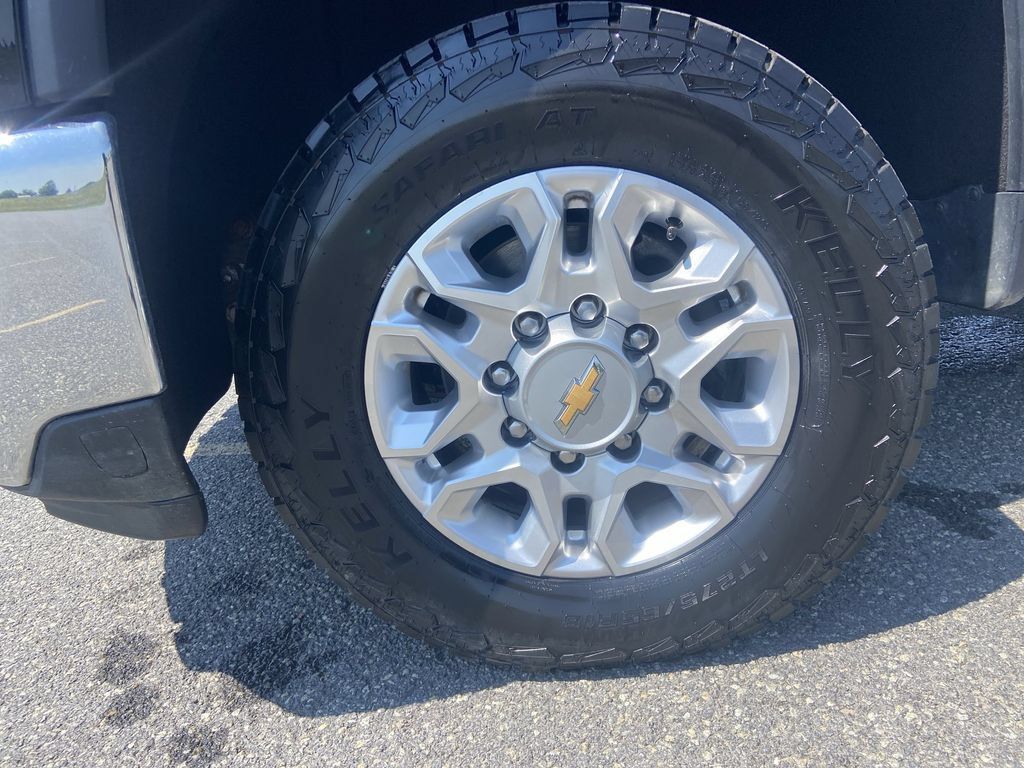 Certified 2024 Chevrolet Silverado 2500 LTZ w/ LTZ Plus Package AWD/4WD image 34