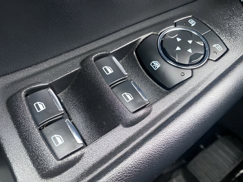 Used 2024 Ford Edge SEL w/ Convenience Package image 18