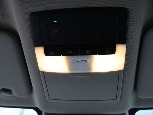 Used 2023 Nissan Rogue SV image 46