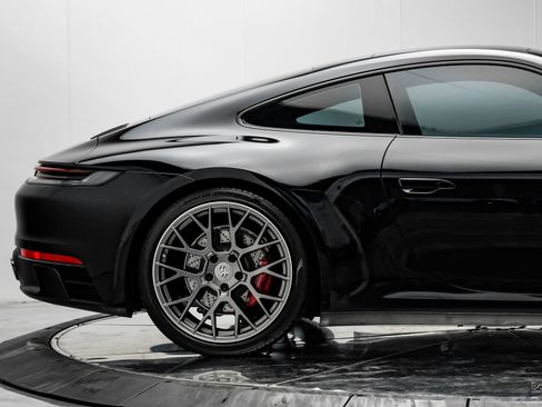 Used 2020 Porsche 911 Carrera 4S image 15