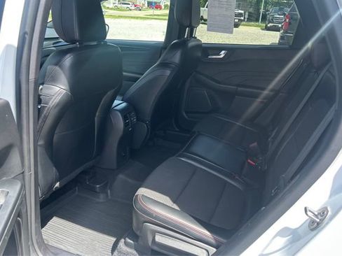 Used 2023 Ford Escape ST-Line w/ Tech Pack #1 AWD/4WD image 10