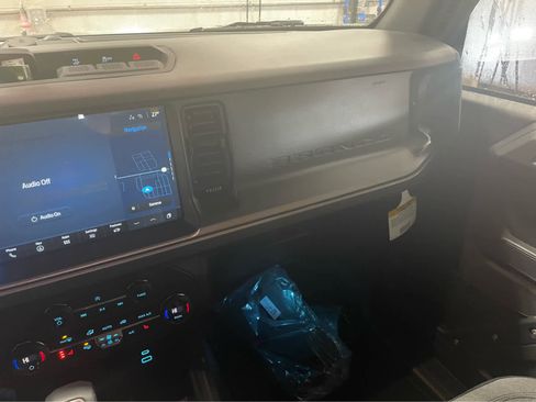 New 2025 Ford Bronco Big Bend image 24