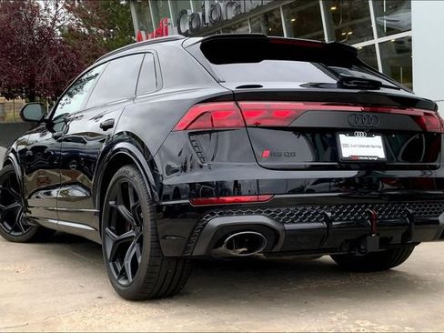 New 2026 Audi RS Q8 performance image 3