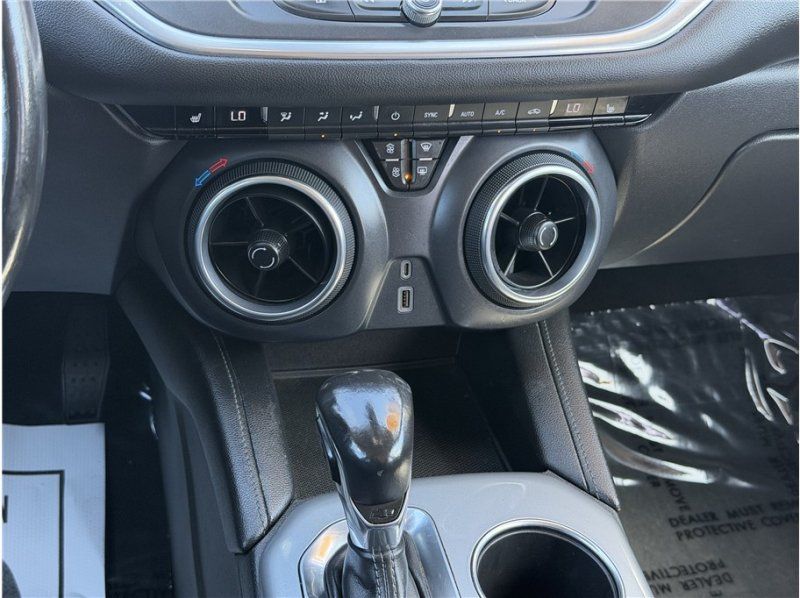 Used 2019 Chevrolet Blazer LT w/ Sound & Technology Package FWD image 45