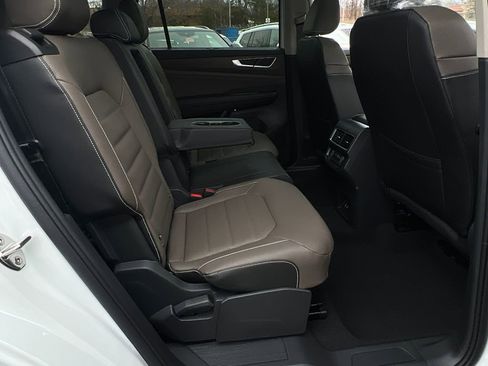 New 2026 Volkswagen Atlas SEL image 13