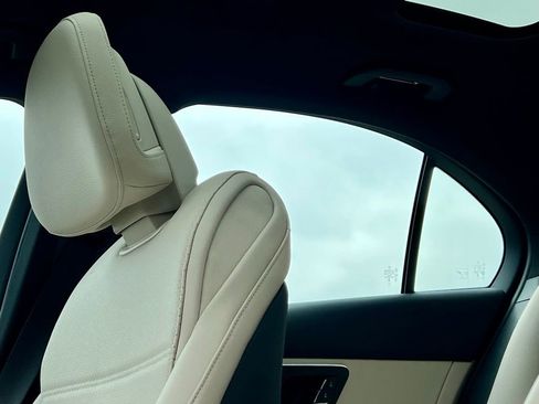 Certified 2026 Mercedes-Benz C 300 4MATIC Sedan image 19