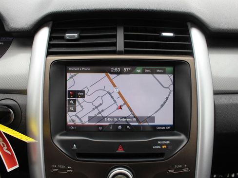 Used 2012 Ford Edge SEL image 25