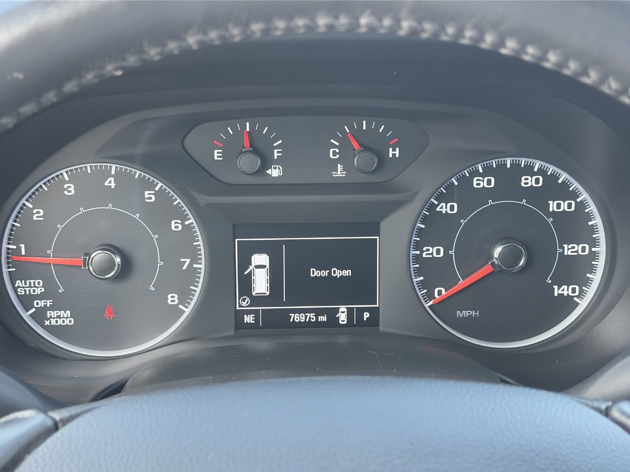 Used 2017 GMC Acadia SLE FWD image 29