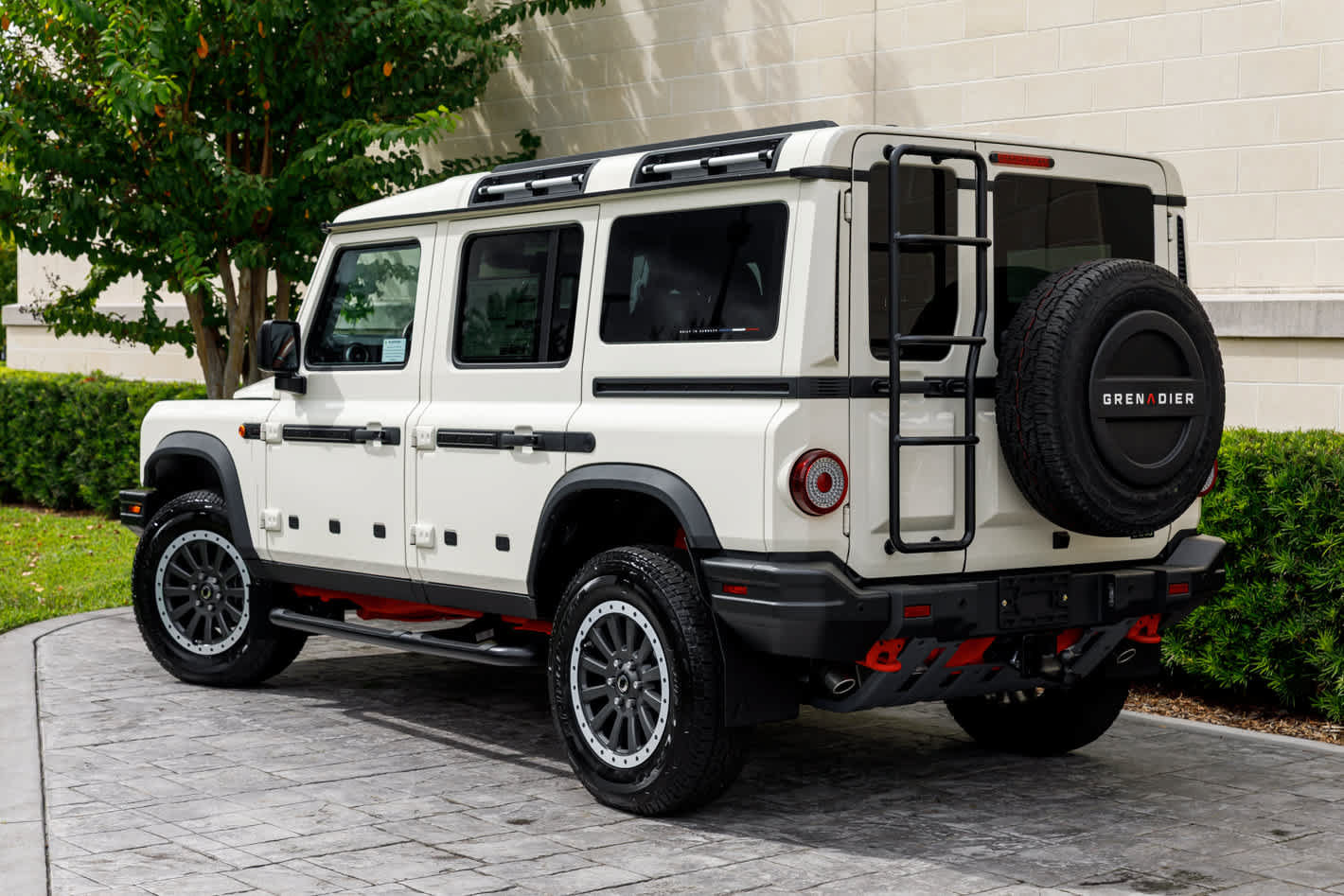 New 2026 INEOS Grenadier Station Wagon AWD/4WD image 2