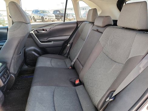 Used 2024 Toyota RAV4 XLE w/ Convenience Package image 10