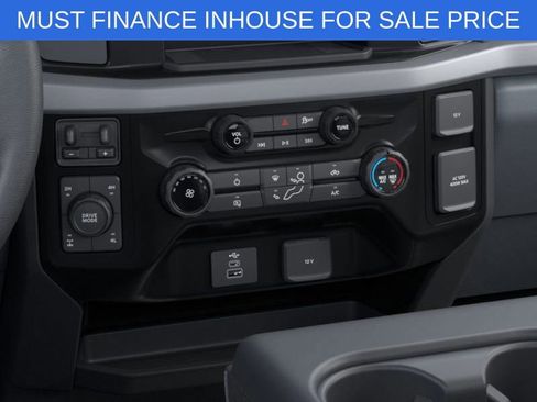 New 2025 Ford F350 XLT w/ FX4 Off-Road Package image 15