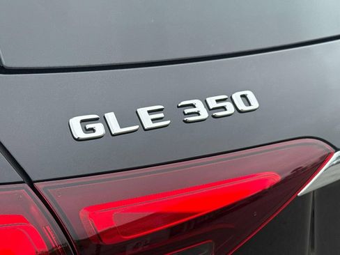 Used 2025 Mercedes-Benz GLE 350 4MATIC image 7