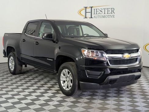 Used 2019 Chevrolet Colorado LT image 2