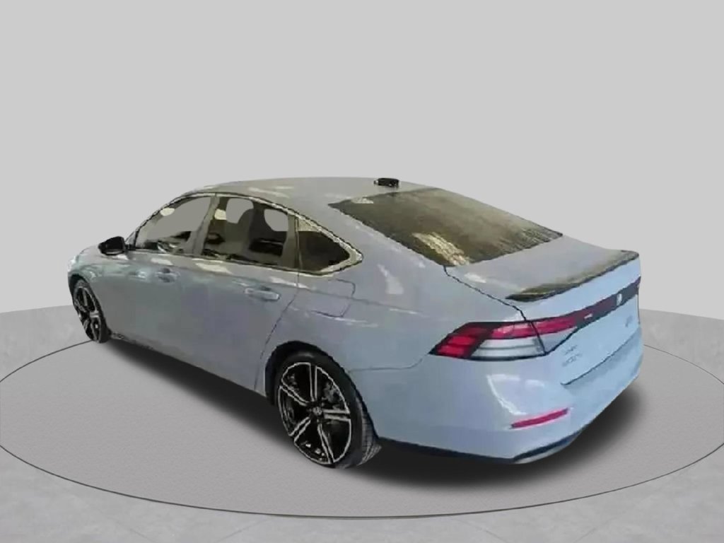 Used 2023 Honda Accord Sport image 17