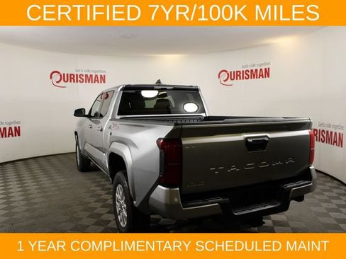 Used 2025 Toyota Tacoma SR5 AWD/4WD image 6