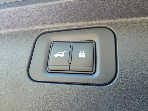 New 2026 Nissan Armada Platinum image 11