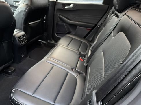 Used 2022 Ford Escape SEL image 23