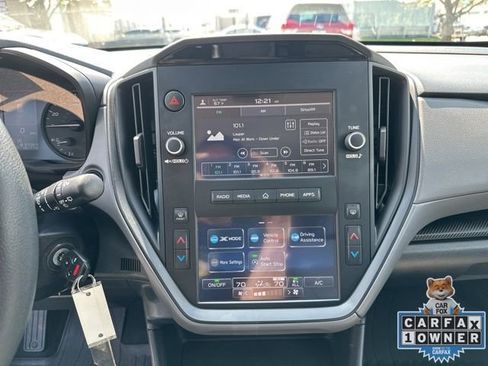 Certified 2024 Subaru Crosstrek 2.0i image 17