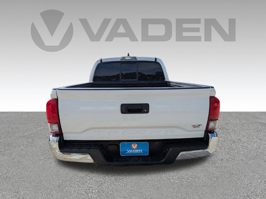 Used 2021 Toyota Tacoma SR5 RWD image 24