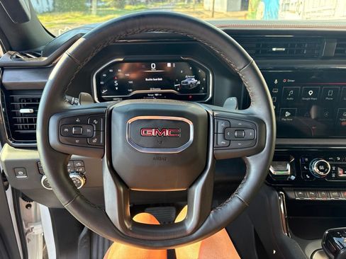 Used 2025 GMC Sierra 1500 AT4 AWD/4WD image 13