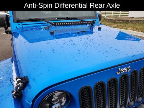 Used 2015 Jeep Wrangler Unlimited Sahara w/ Max Tow Package image 32